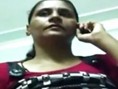 কালো বাংলাদেশী চুদাচুদি ভিডিও মেয়ের, বাঁড়ার রস খাবার